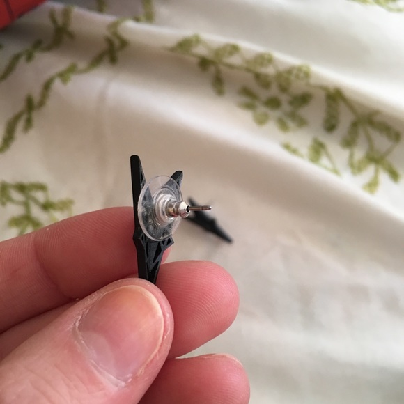 Eddie Borgo Black Stud Earrings - Picture 6 of 7